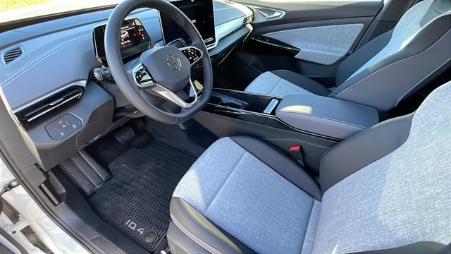 new 2025 Volkswagen ID.4 car, priced at $41,757