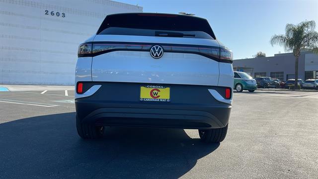 new 2025 Volkswagen ID.4 car, priced at $41,757