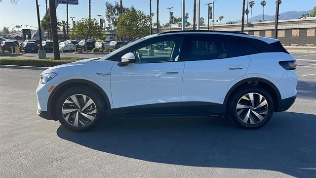 new 2025 Volkswagen ID.4 car, priced at $41,757