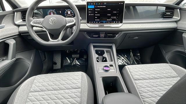 new 2025 Volkswagen Tiguan car, priced at $30,205