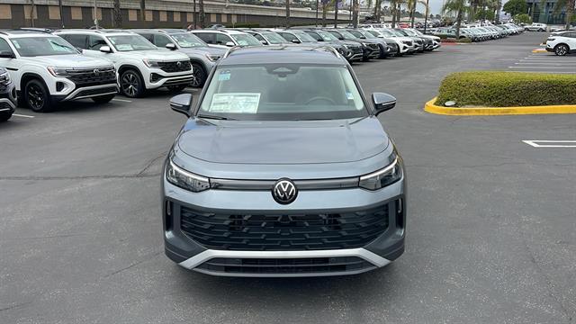new 2025 Volkswagen Tiguan car, priced at $30,205