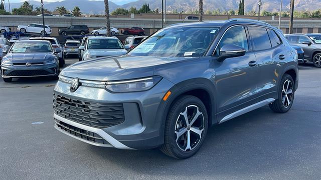 new 2025 Volkswagen Tiguan car, priced at $33,586