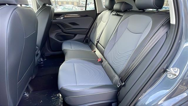 new 2025 Volkswagen Tiguan car, priced at $33,586