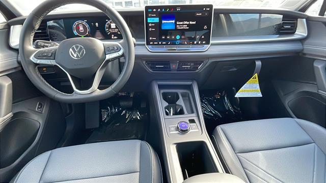 new 2025 Volkswagen Tiguan car, priced at $33,586