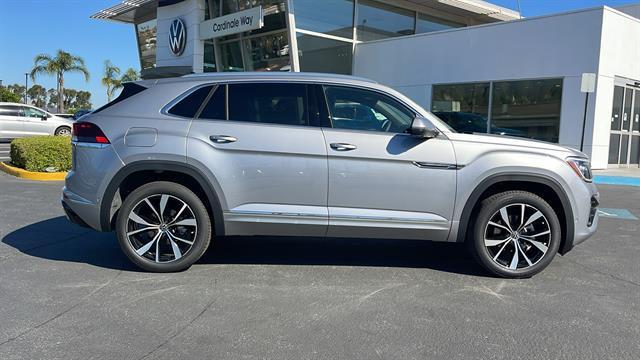new 2025 Volkswagen Atlas Cross Sport car, priced at $51,496