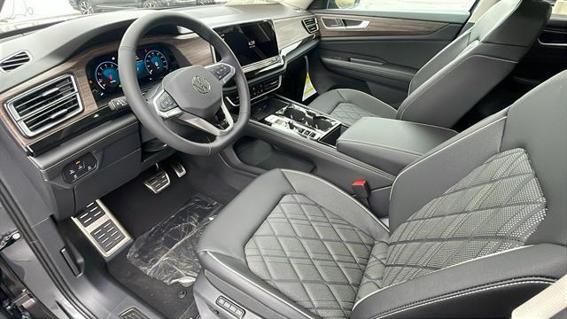 new 2025 Volkswagen Atlas car, priced at $53,484