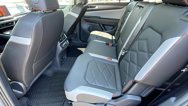 new 2025 Volkswagen Atlas car, priced at $46,929