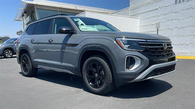 new 2025 Volkswagen Atlas car, priced at $46,929