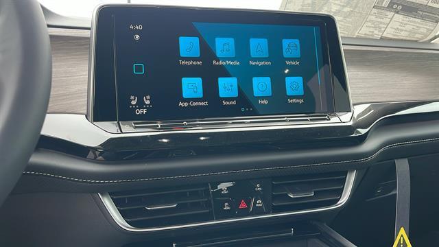 new 2025 Volkswagen Atlas car, priced at $53,039