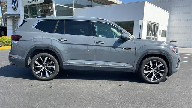 new 2025 Volkswagen Atlas car, priced at $53,924