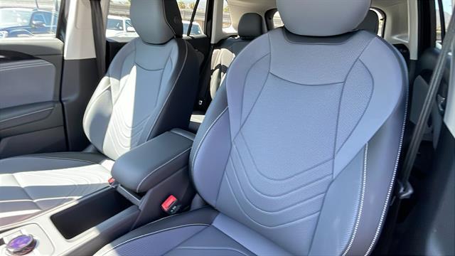 new 2025 Volkswagen Tiguan car, priced at $32,421