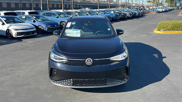 new 2025 Volkswagen ID.4 car, priced at $55,868
