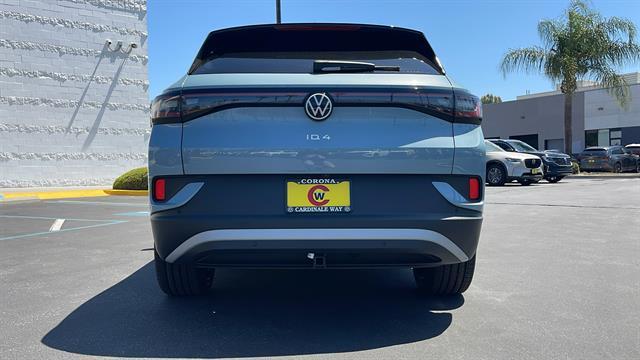 new 2025 Volkswagen ID.4 car, priced at $52,359