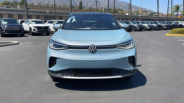 new 2025 Volkswagen ID.4 car, priced at $52,359
