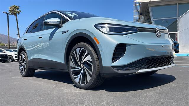 new 2025 Volkswagen ID.4 car, priced at $52,359