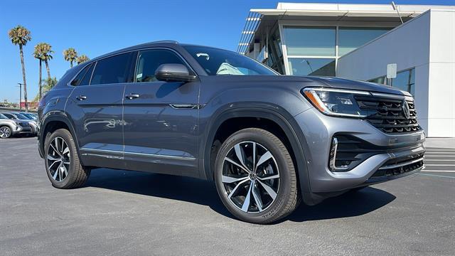 new 2025 Volkswagen Atlas Cross Sport car, priced at $52,514