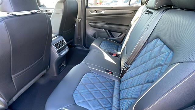 new 2025 Volkswagen Atlas Cross Sport car, priced at $52,514