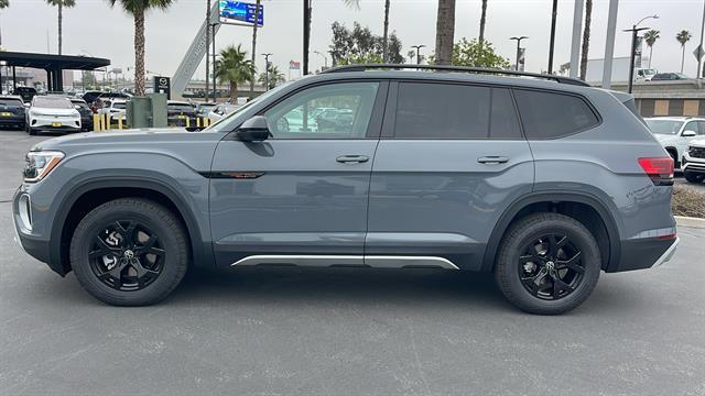 new 2025 Volkswagen Atlas car, priced at $46,059