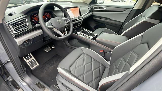 new 2025 Volkswagen Atlas car, priced at $46,059