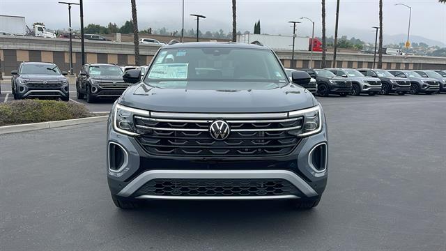 new 2025 Volkswagen Atlas car, priced at $46,059