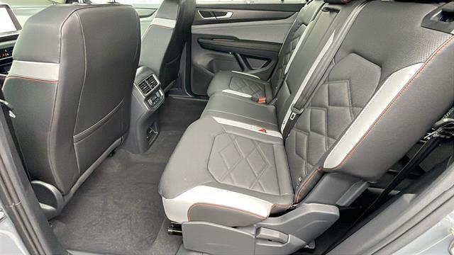 new 2025 Volkswagen Atlas car, priced at $46,059
