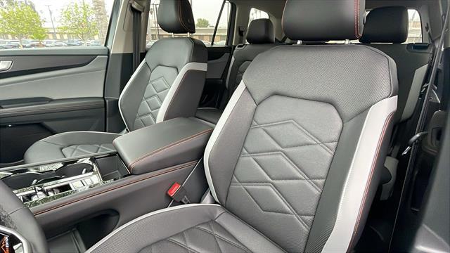 new 2025 Volkswagen Atlas car, priced at $46,059