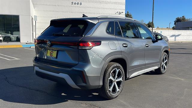 new 2025 Volkswagen Tiguan car, priced at $32,682