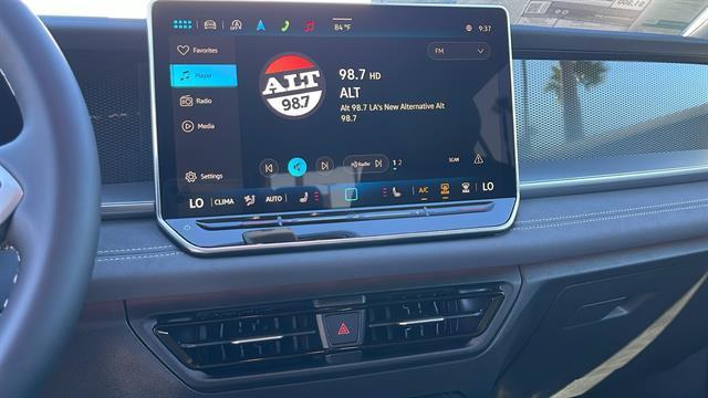 new 2025 Volkswagen Tiguan car, priced at $32,682