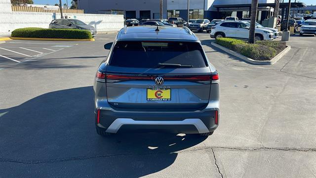 new 2025 Volkswagen Tiguan car, priced at $32,682