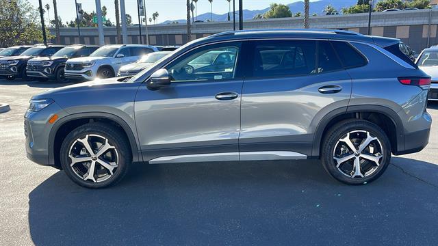 new 2025 Volkswagen Tiguan car, priced at $32,682