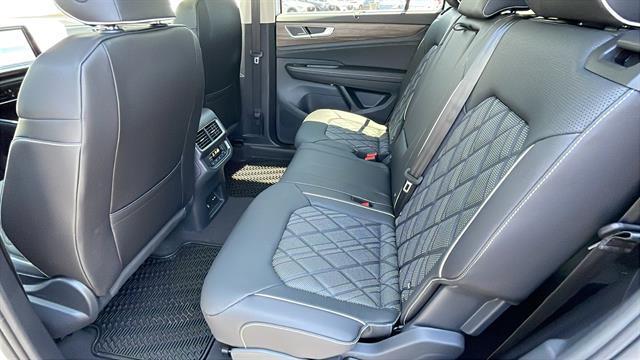 new 2025 Volkswagen Atlas car, priced at $53,479