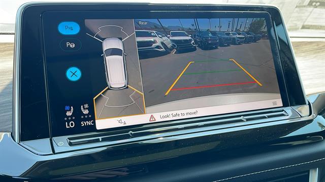 new 2025 Volkswagen Atlas car, priced at $53,479