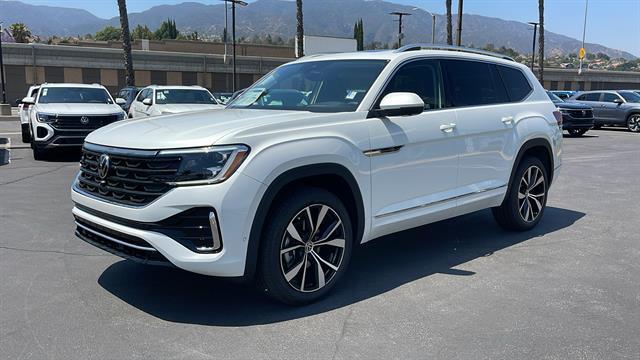 new 2025 Volkswagen Atlas car, priced at $53,479