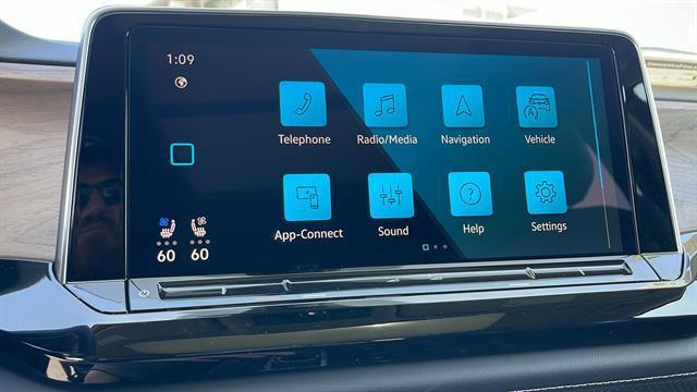 new 2025 Volkswagen Atlas car, priced at $43,324