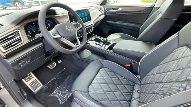 new 2025 Volkswagen Atlas car