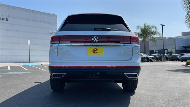 new 2025 Volkswagen Atlas car, priced at $42,124