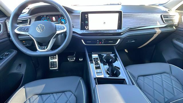 new 2025 Volkswagen Atlas car, priced at $53,024