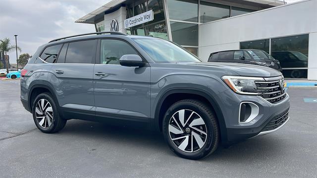 used 2025 Volkswagen Atlas car, priced at $35,498