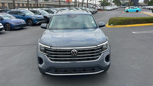 used 2025 Volkswagen Atlas car, priced at $35,498