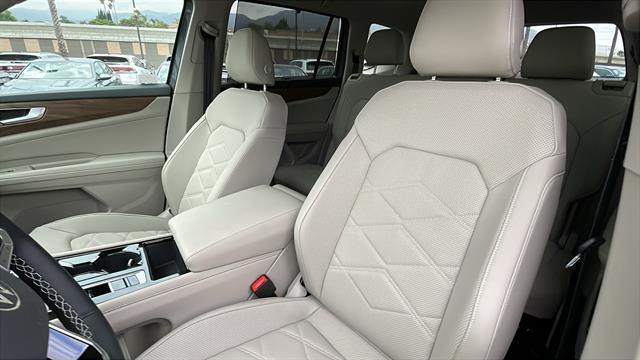 used 2025 Volkswagen Atlas car, priced at $35,498