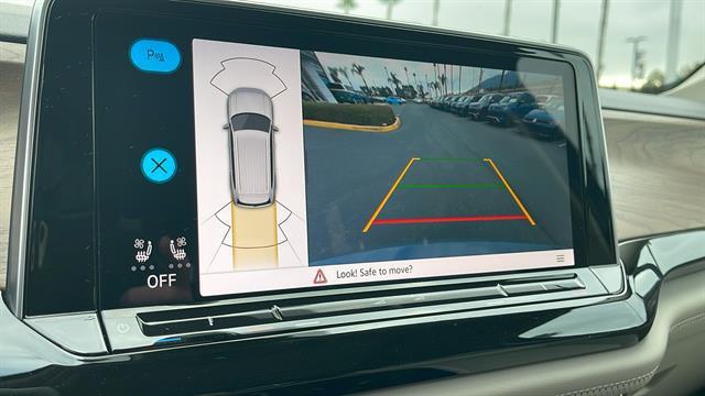 used 2025 Volkswagen Atlas car, priced at $35,498