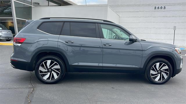 used 2025 Volkswagen Atlas car, priced at $35,498
