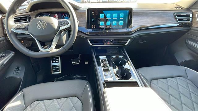 new 2026 Volkswagen Atlas car, priced at $58,634