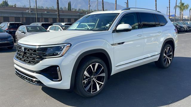 new 2026 Volkswagen Atlas car, priced at $58,634