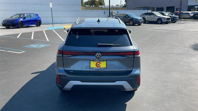 new 2025 Volkswagen Tiguan car, priced at $32,015