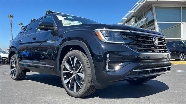 new 2026 Volkswagen Atlas Cross Sport car, priced at $56,601