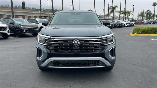 new 2025 Volkswagen Atlas car, priced at $45,946
