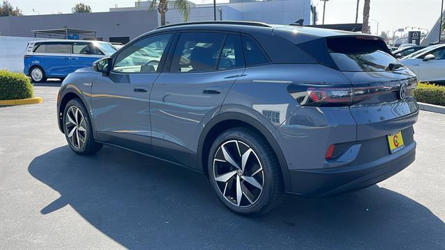 new 2025 Volkswagen ID.4 car, priced at $45,903