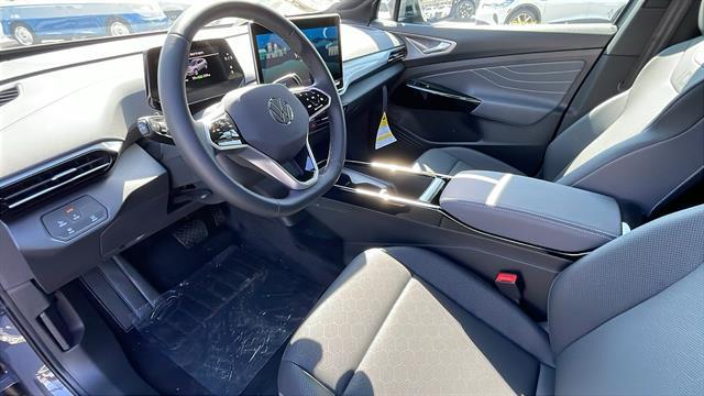 new 2025 Volkswagen ID.4 car, priced at $45,903