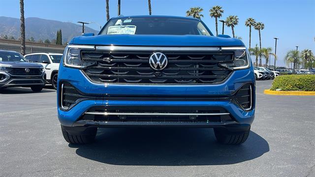 new 2025 Volkswagen Atlas car, priced at $53,024